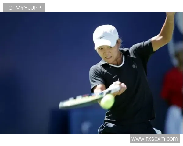 张芳的羽毛球之路：从青涩少女到竞技场上的传奇人生